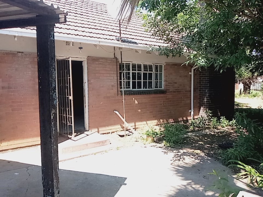 3 Bedroom Property for Sale in Vierfontein Free State